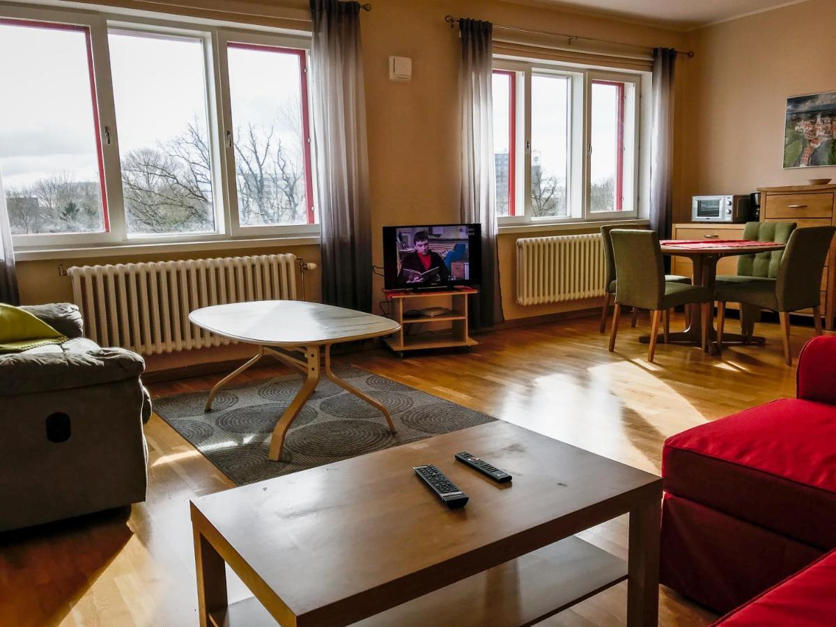 Large, Comfortable, Quiet - Luxury Apartment Minutes From Old Town ทาลลินน์ ภายนอก รูปภาพ